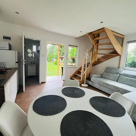 U Zuzi W Sianozetach 別荘 *